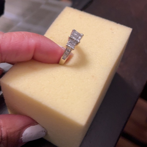 Diamond ring - Picture 3 of 6